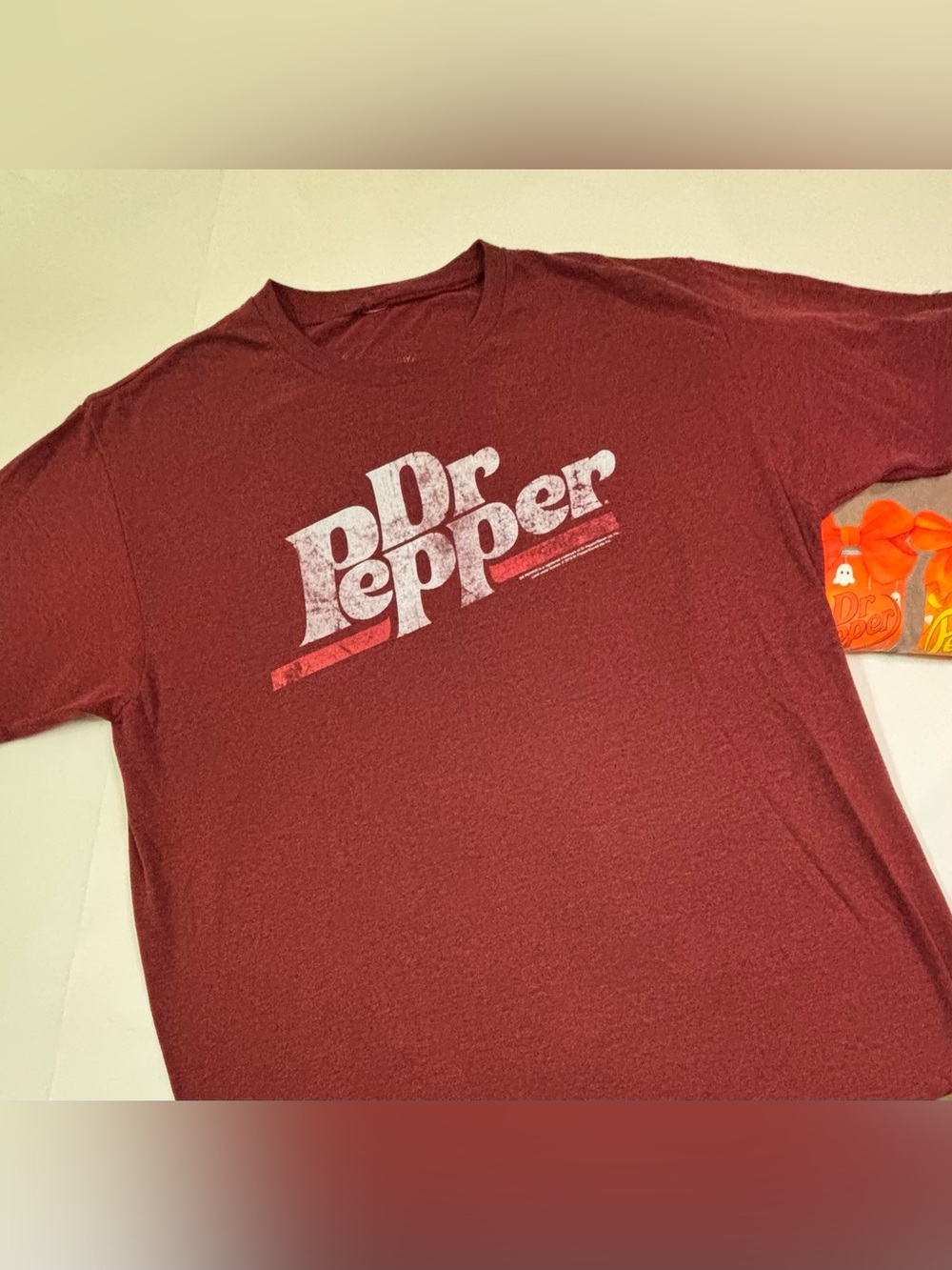 Dr Pepper fan gear Graphic Tee - Maroon heather XL & brown Halloween L - Picture 7 of 11